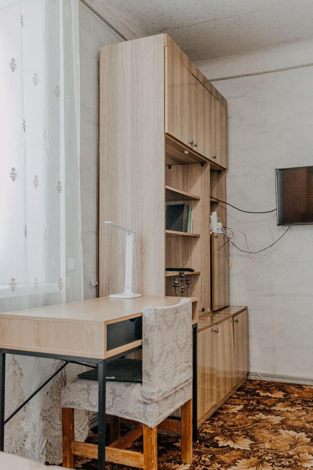 Comfortable Apartments On Hrushevskogo Street Near 16 City Hospital Dnipro Bagian luar foto